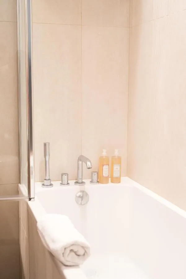 **** Aparthotel Residence Nell Paris France